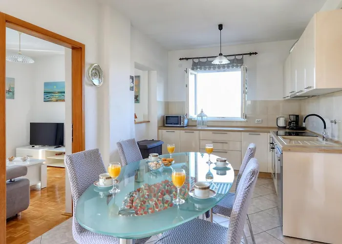 Apartman Mediterranean Charm By Milena